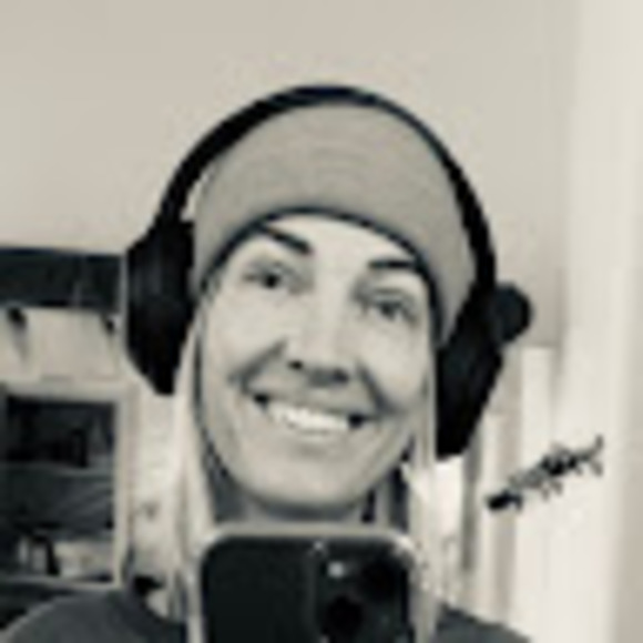 Meet your Posher, Brittany - Picture 1 of 1